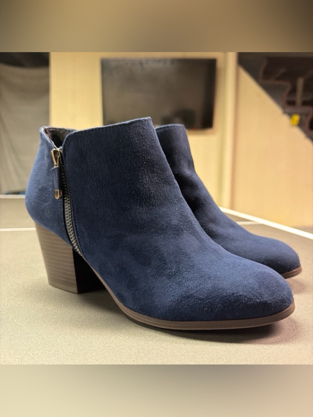 Style & Co Blue Suede Heeled Ankle Boots Zipper Sides Women’s 8 Good Condition